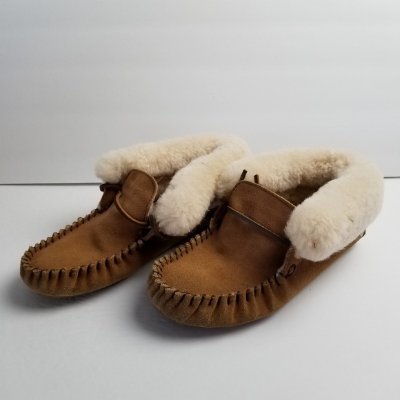 emu moccasin slippers